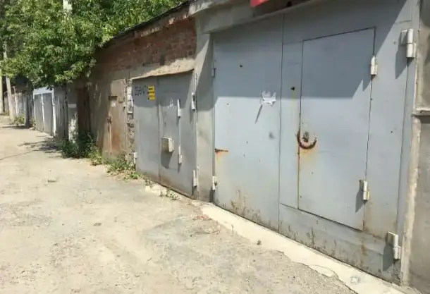 Продаю капитальный гараж, ул.Якова Свердлова 38А,строение 7 16,00 м2, фотография 1
