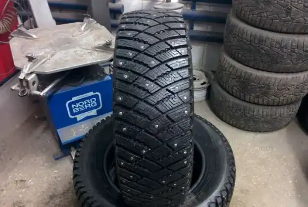Шины зимние Б/У 215/65 R16 Goodyear Ice Arctic, фотография 3