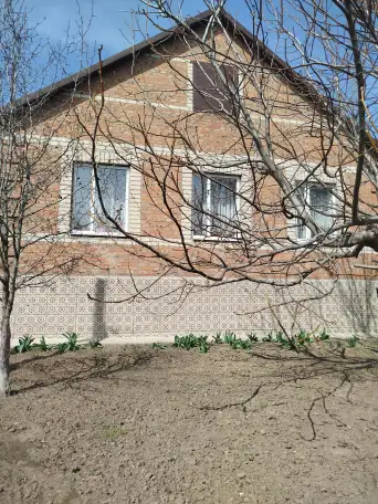 Продам дом в г.Лутугино 94,70 м2, фотография 1