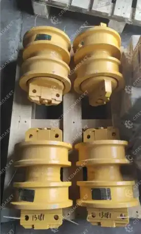 Каток опорный двубортный Komatsu D63E-12, фотография 3