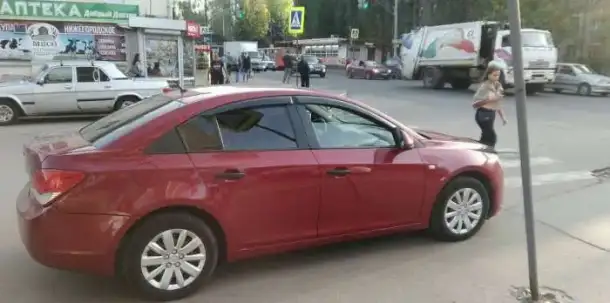 Продаётся надёжная и экономичная машина Chevrolet Cruze I, фотография 6