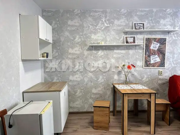 Продается комната 18 м2 в 4 ком.кв., фотография 3