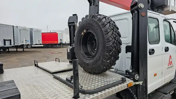 Автовышка 18 метров на шасси ГАЗ-C42A33, фотография 6