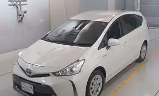 Автомобиль из Японии Toyota Prius Alpha, фотография 1