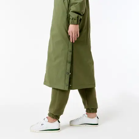 Женская длинная парка lacoste с капюшоном и боковым клапаном на пуговицах, фотография 5