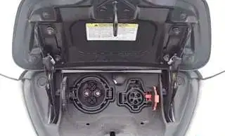 NISSAN LEAF, фотография 8