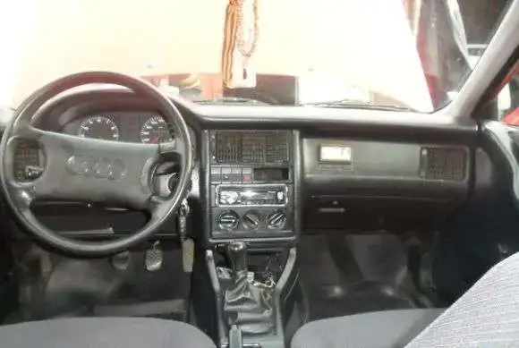 Продам Audi 80, 1992 года, фотография 4
