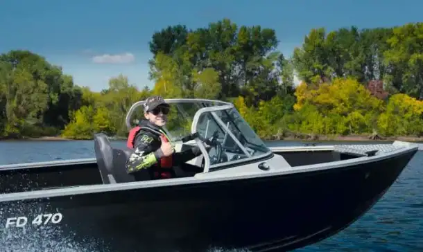 Алюминиевая лодка KRAFTER FishDeck 470, фотография 2