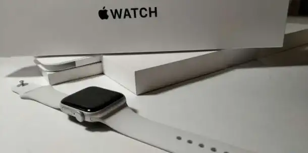 Продаются Apple Watch SE, фотография 3