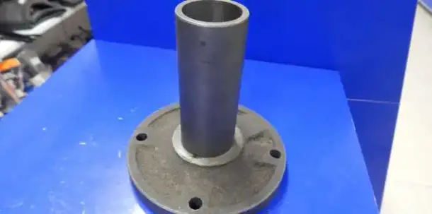 Крышка КПП первичного вала ГАЗ-24 (4-х ступка), фотография 3
