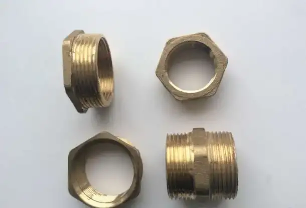 Футорки латунные, фотография 1