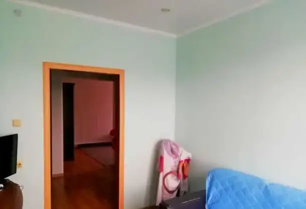 Двухэтажный дом на 3-х хозяина, 98,00 м², 1 эт.,, фотография 1