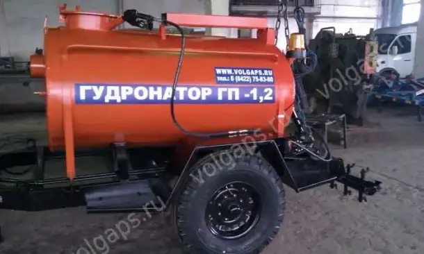 гудронатор  прицепной  битумозаливщик, фотография 1