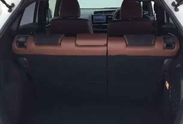 Продам автомобиль Honda Fit, фотография 12