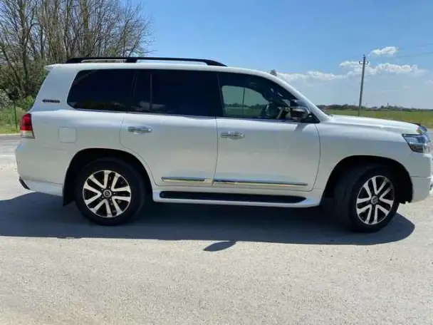 Toyota Land Cruiser 4.5 AT, 2017 года, фотография 3