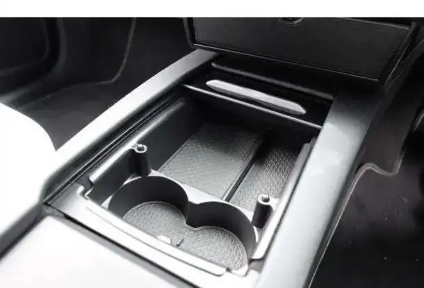 Продажа автомобилей Tesla, фотография 16