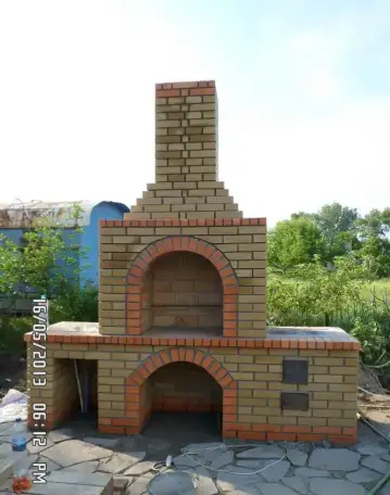 Каменщик кладка кирпича, фотография 3
