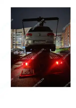 Автомобиль Volkswagen Golf, 2012, фотография 11