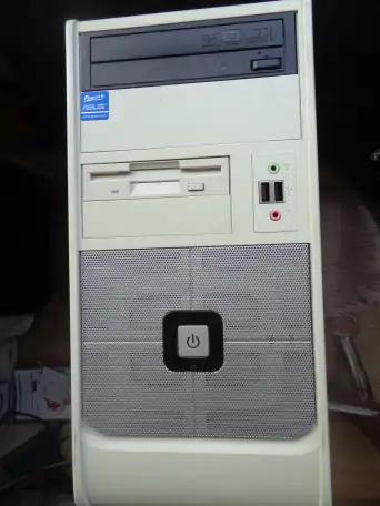 Персональный компьютер ASUS P5L-VM 1394, фотография 1