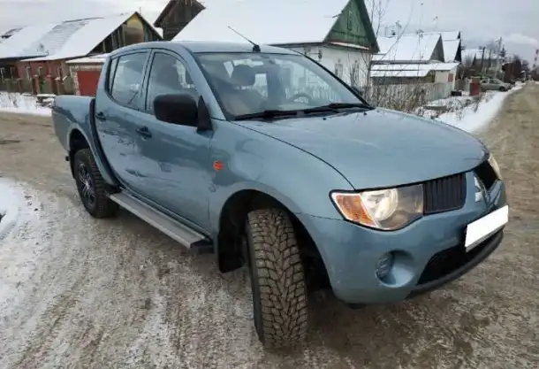 Mitsubishi L200, эксплуатация с 2008 г, полный привод, фотография 2
