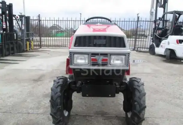 Японский мини трактор YANMAR F155D, фотография 1