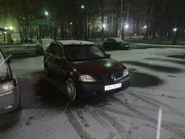 Рено логан Renault Logan, фотография 10