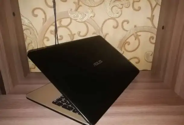 Ноутбук Asus VivoBook K541, фотография 3