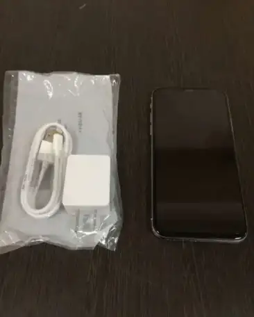 Apple iPhone X 256GB Silver, фотография 6