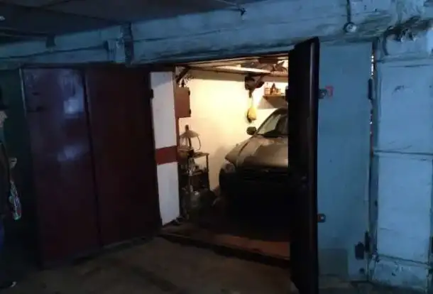 Скоро зима! Пора прятать свой любимый автомобиль в теплый, сухой гараж с максимальным комфортом! 18,00 м2, фотография 4