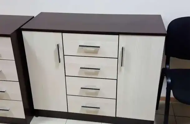 Отличный комод 4 ящика + 2 дверцы, фотография 1