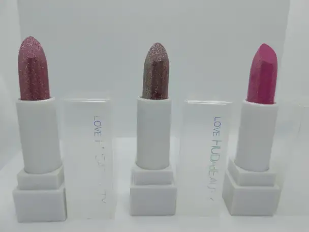 Губная помада Huda Beauty Love в ассортименте, фотография 1