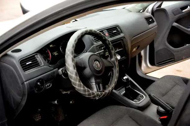 Продать авто с пробегом. Volkswagen Jetta, фотография 12