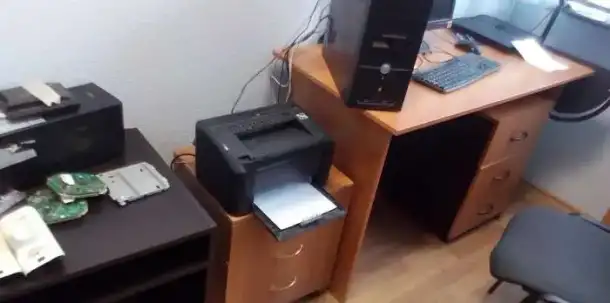Мебель для офиса бу, фотография 1