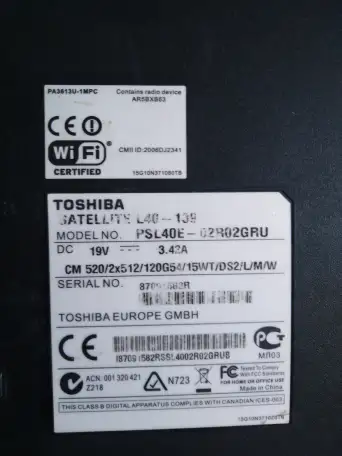 Toshiba Satellite L40-139 ноутбук, фотография 10