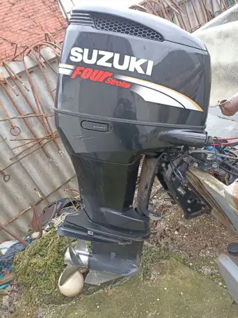 Продам лодочный мотор  Suzuki 250л.с., фотография 1