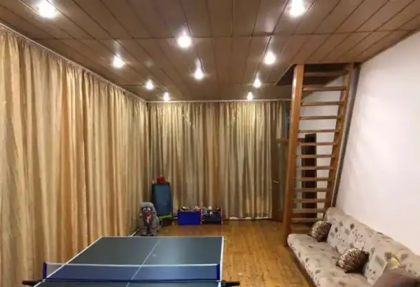Сдам коттедж посуточно в октябрьском районе, 3-я кордонная 33, фотография 10