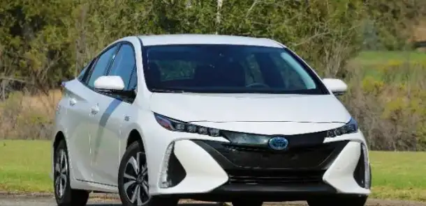 Продам авто Toyota Prius Prime, фотография 2
