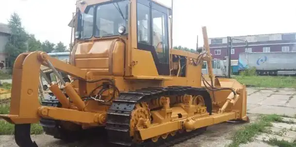 Бульдозеры ЧТЗ Т-170 и Б-10, фотография 3