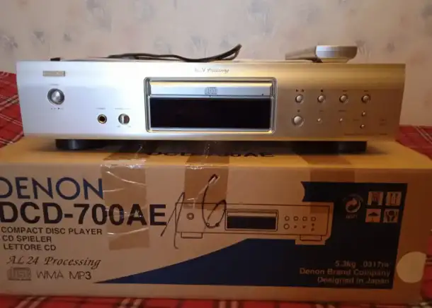 CD проигрыватель Denon 700, фотография 1