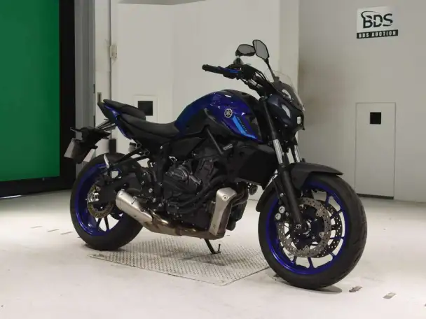 Мотоцикл naked bike Yamaha MT-07 рама RM33J нэйкед байк среднекубатурный спортивный дорожный гв 2022, фотография 3