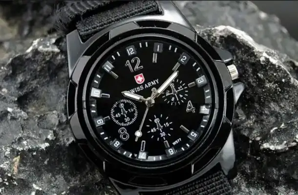 Новые часы Swiss Army Black, фотография 8