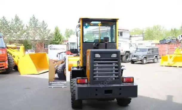 фронтальный погрузчик Frontal 200, фотография 6