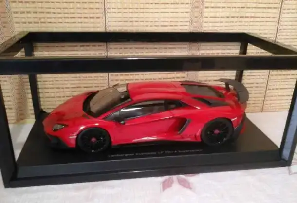 Коллекционный суперкар 1:18, фотография 10