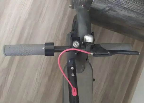 Продам электросамокат Xiaomi Mi Electric Scooter 1S б/у, фотография 3