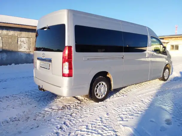 Toyota Hiace, фотография 2