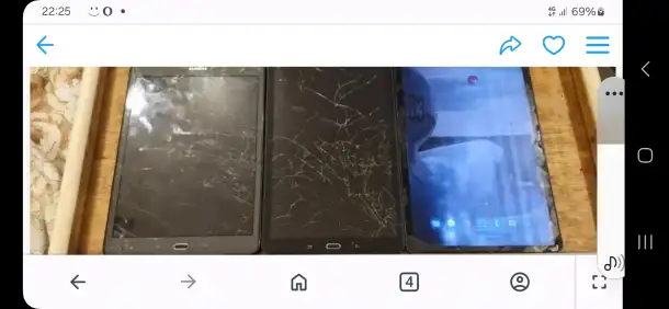 Три планшета Samsung, фотография 1