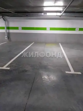 Продается место на закрытой стоянке, 13.6 м2, фотография 1