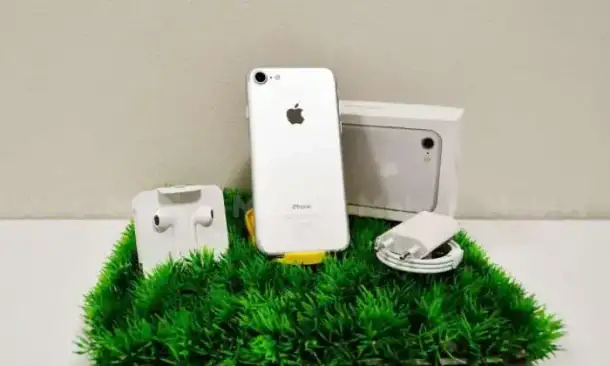 iPhone 7 32 Silver, фотография 1