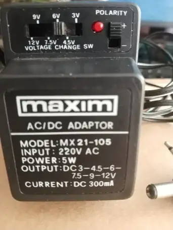 Белый  адаптер Xiaomi MDY-08-ES 100 -240v   0,5A 5v 3A  9v 2A12v 1,5A, фотография 7