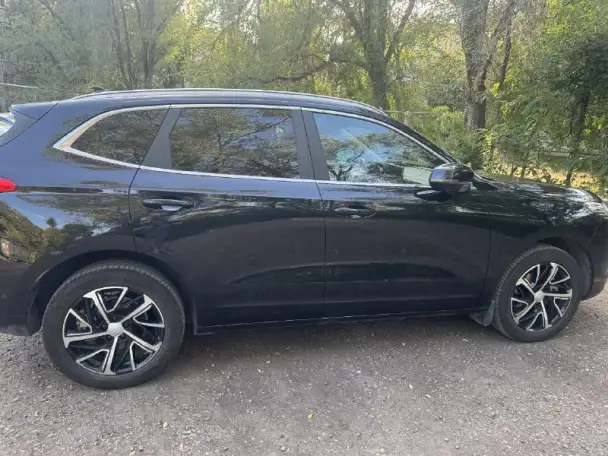 Продам Haval Jolion 2023 год, 4WD, пробег 27 тыс. Машина в максимальной комплектации, Premium, фотография 6